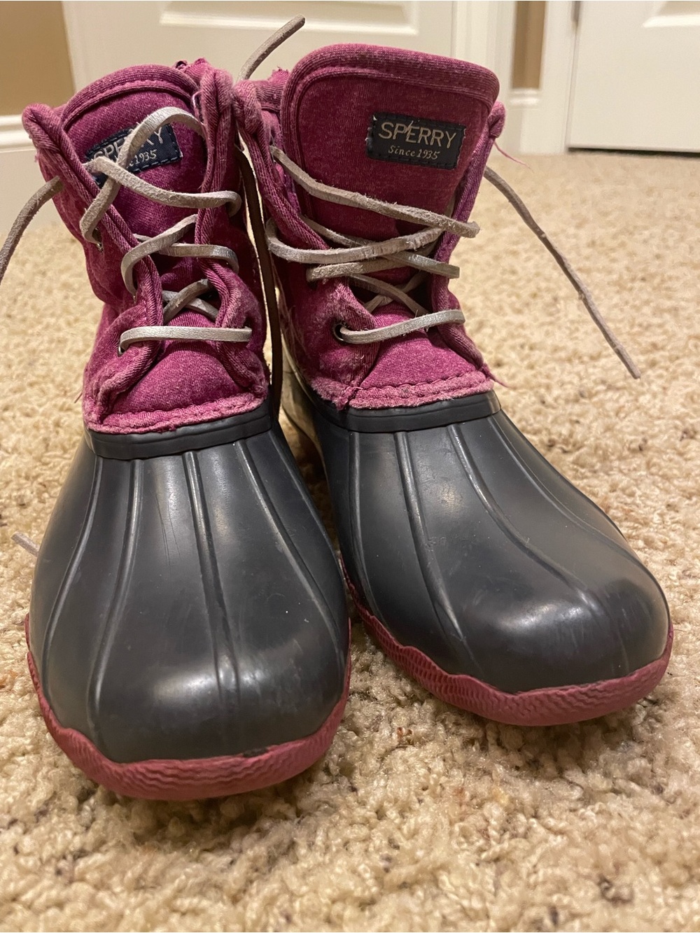 Sperry Saltwater duck boots Berry purple